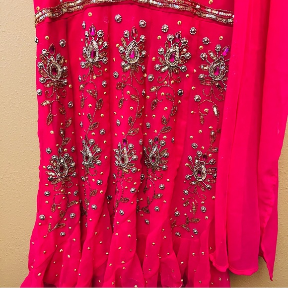 New Beautiful Pink Heavy Sequin Work Partywear Sleeveless Kurta Set Modern - Picture 8 of 13